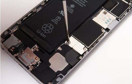 苹果2011年版手机换电池iphone11官方换电池多少钱-第2张图片-亚星国际官网