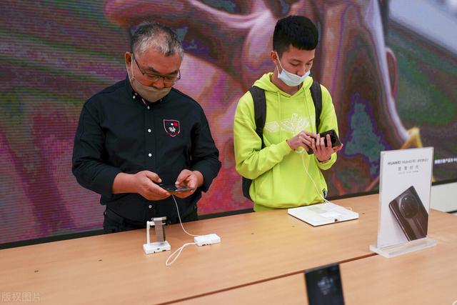 华为鸿蒙手机大降价，你怎么看华为手机？-第3张图片-亚星国际官网