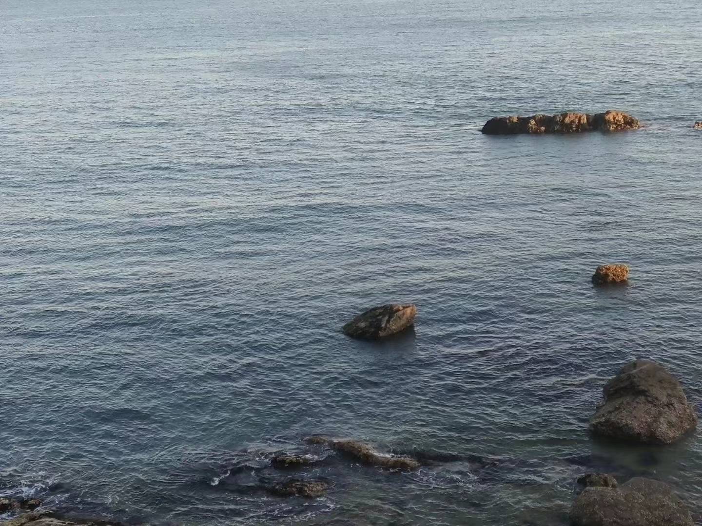 华为手机快速锁屏键
:提高工作效率之余，偶尔想偷个小懒怎么办？九个快捷键来解救你