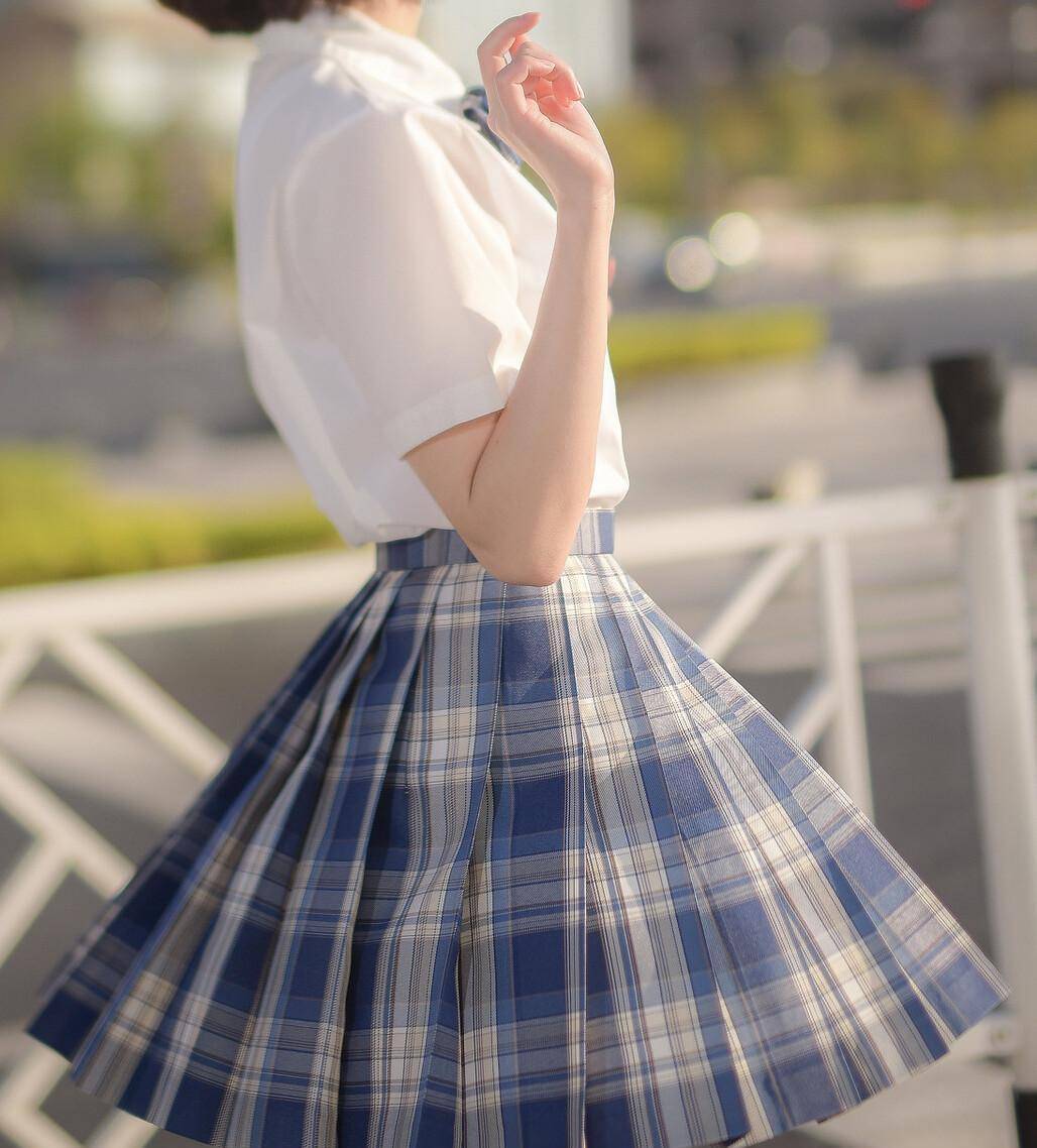 华为手机怕不怕国外专利
:女生夏天穿短裙怕走光，为什么还喜欢穿呢？看女生的回答