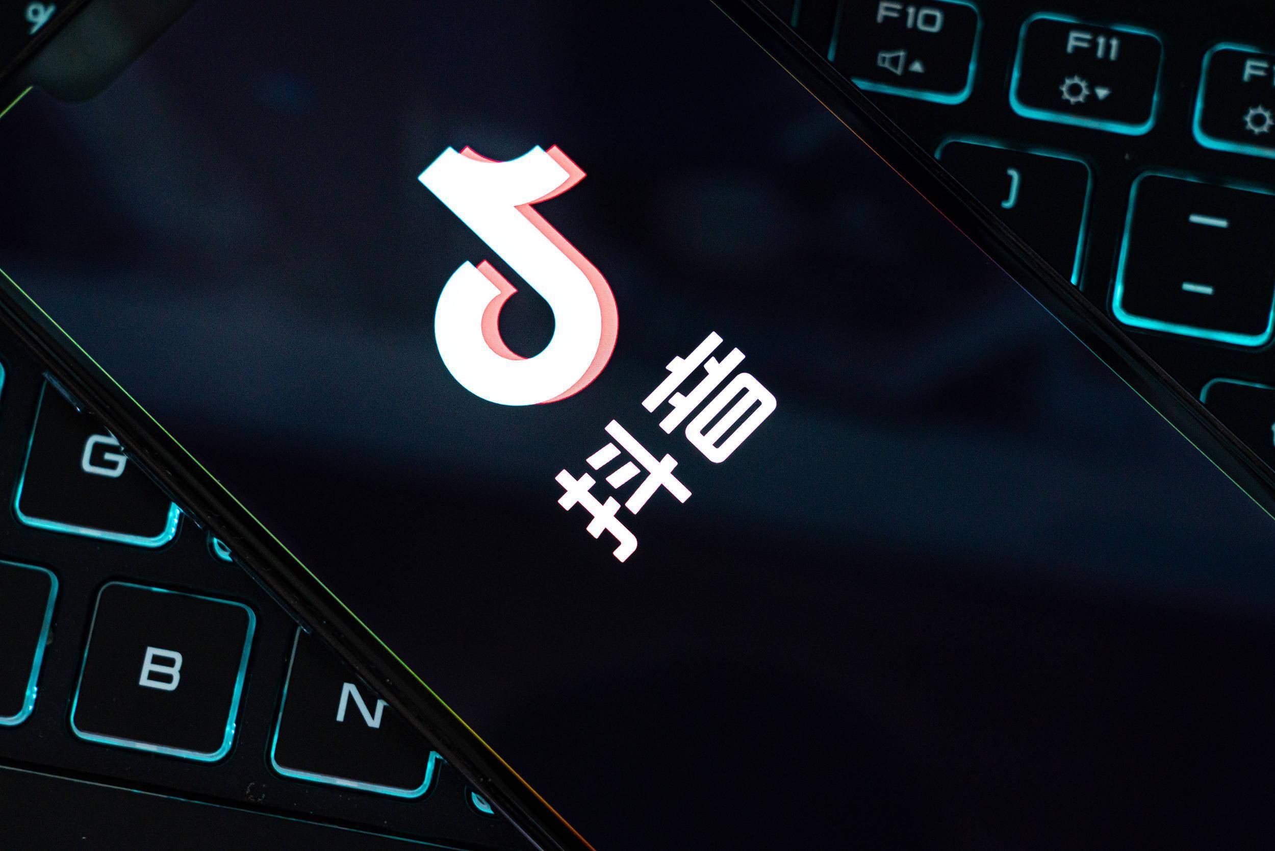 华为手机做电脑启动器
:“辟谣”背后，抖音外卖探索高客单价的“兴趣生意”