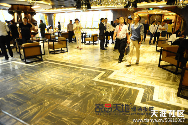 2014年华为中高端手机
:新中源2014高端新品金妆砖、托斯卡纳砖发布现场——产品篇-第19张图片-亚星国际官网