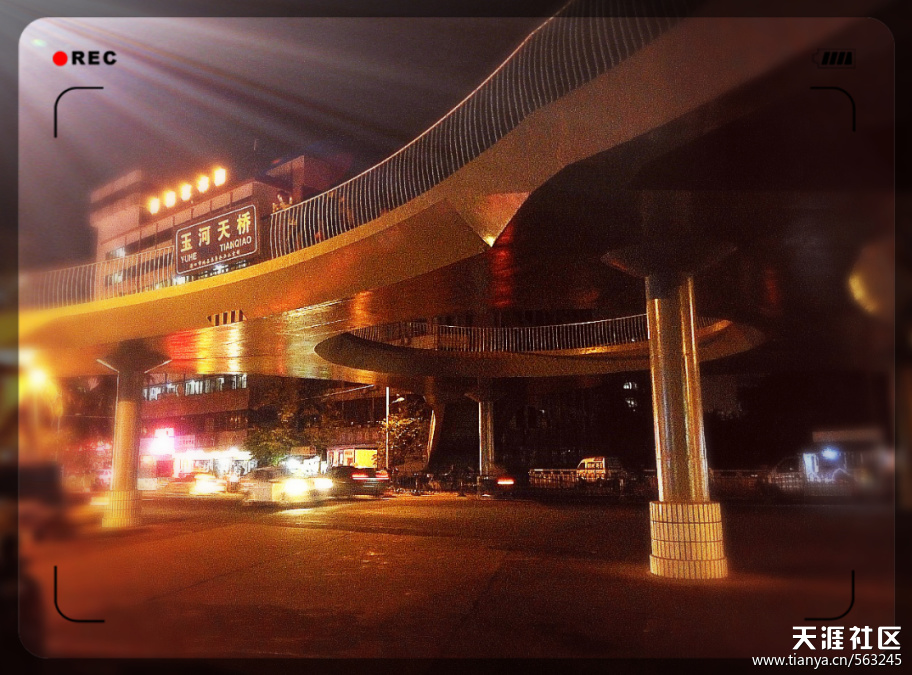 华为手机怎么样拍夜景
:海口夜景印象（手机摄影）