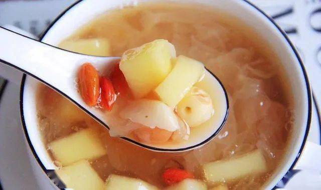 苹果6铃声制作越鼓版哦:苹果和它一起煮，是冬天最棒止咳方！咳嗽“去无影”，见效快