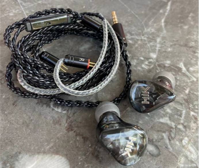 手机万能播放器:4款有线立体音耳机，HIFI音质纯正低频，均衡音效还原醇美听觉