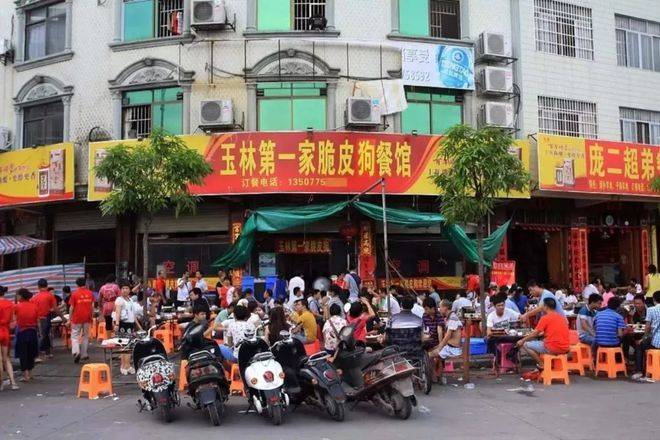 手机天下网:广西有一座网红城市，景色优美气候宜人，却因为“狗肉”闻名天下