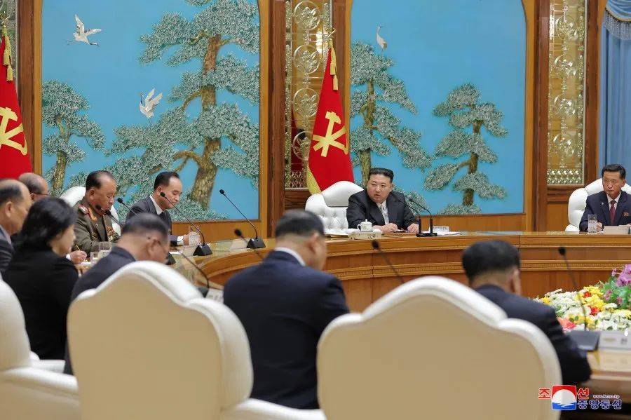 如何卸载微信安卓版:金正恩向朝鲜高层传达访俄成果：世界版图发生根本变化-第2张图片-亚星国际官网