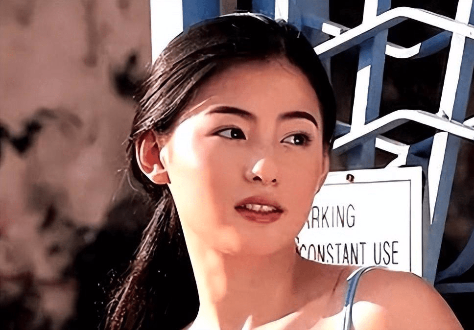 张柏芝突然宣布改名，王菲在上海顺利产女，谢霆锋紧急改遗嘱？-第3张图片-亚星国际官网